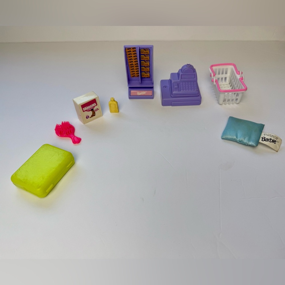 Vintage 1990s Barbie Accessories Lot Of 8‎ Supermarket Pillow Brush Huggies